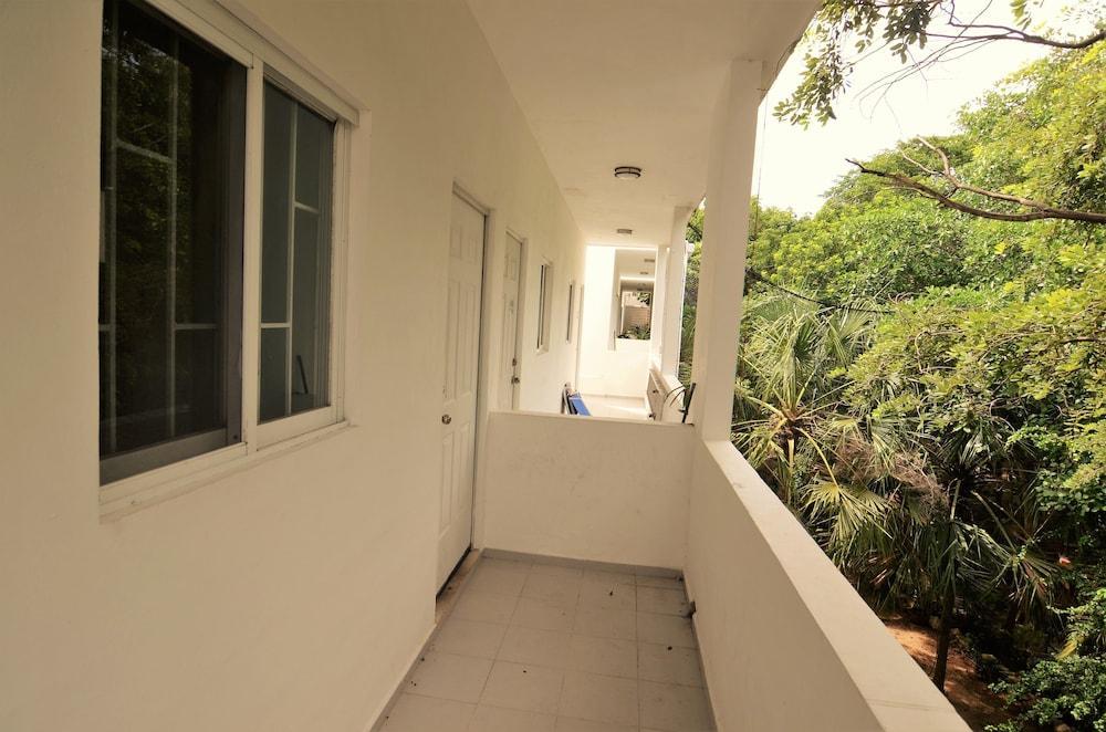 1 Bedroom Tohoku 2*